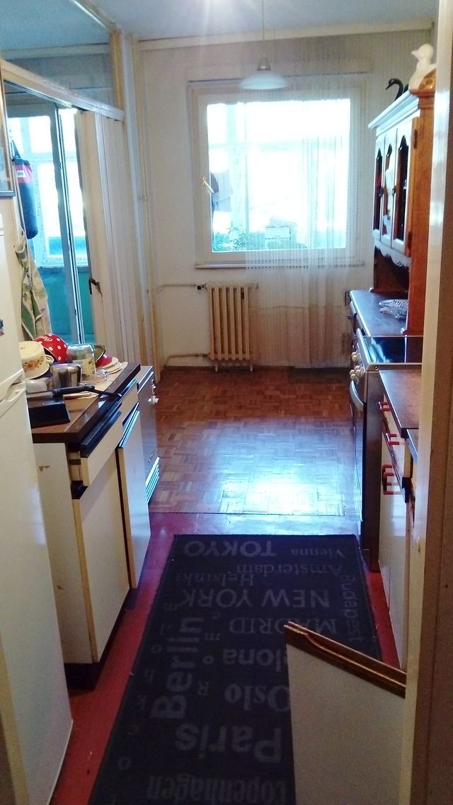 Nehruova 46, Beograd - 3