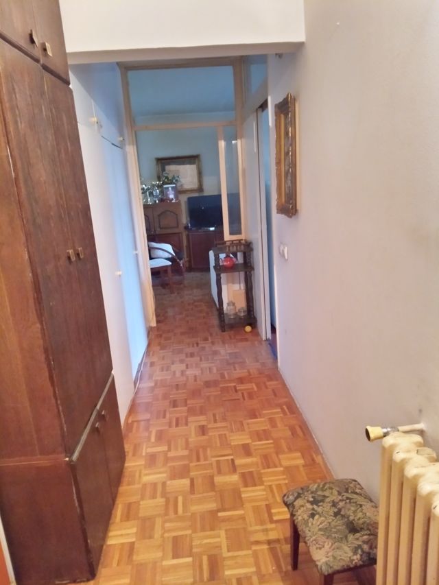 Nehruova 46, Beograd - 21