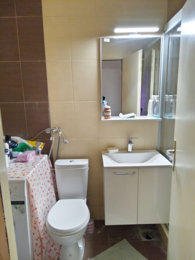 Nehruova 46, Beograd - 20