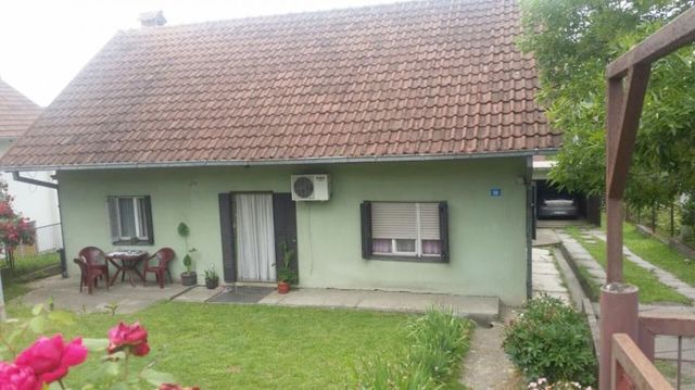 Slobodana Penezića-Krcuna 56, Đurinci - 2