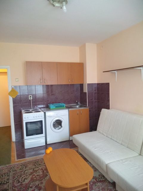 Mirijevski bulevar 56, Beograd - 8