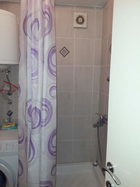 Bulevar Cara Lazara 86, Novi Sad - 5