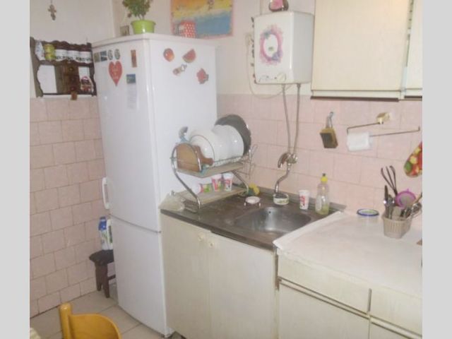 Rade Končara 28, Beograd - 8