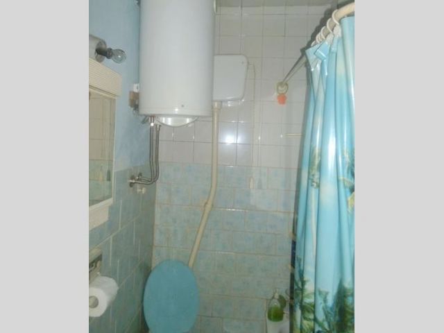 Rade Končara 28, Beograd - 5