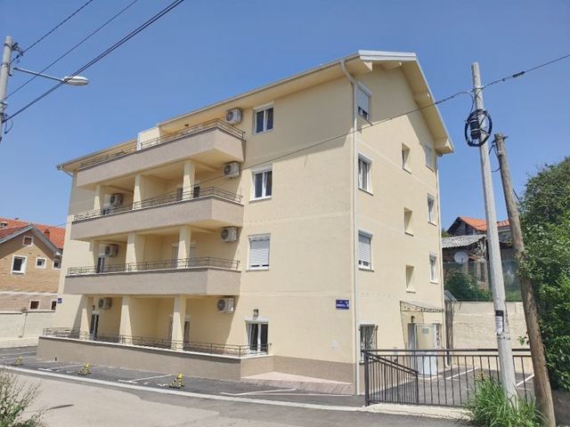 Mikenska 7, Beograd - 2