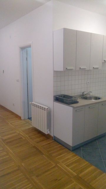 Bačka 5v, Beograd - 5