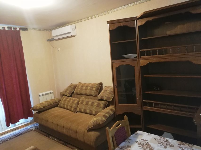 Matice srpske 91d, Beograd - 2