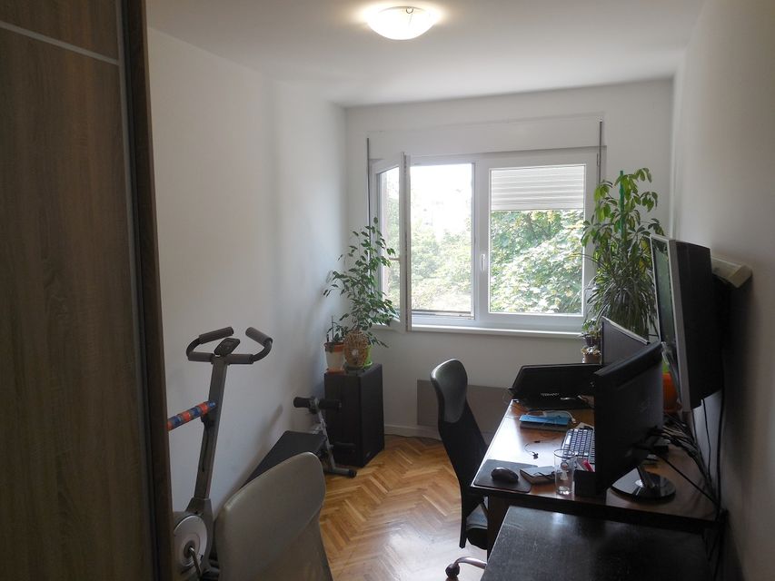 Piva Karamatijevića 11, Beograd - 16