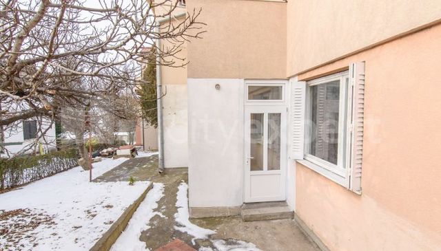 Sestara Bukumirović 99, Beograd - 5