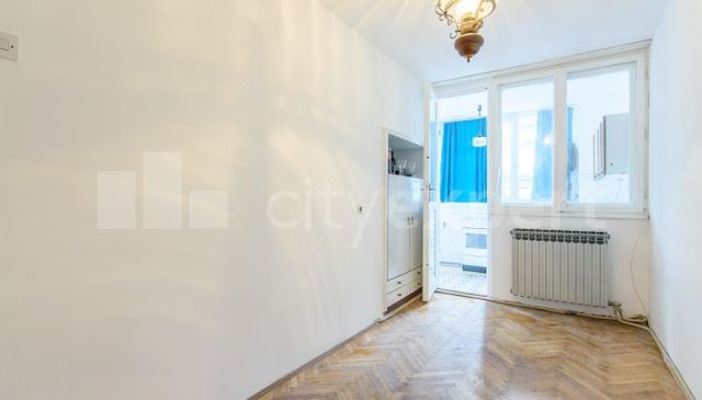 Sestara Bukumirović 99, Beograd - 6