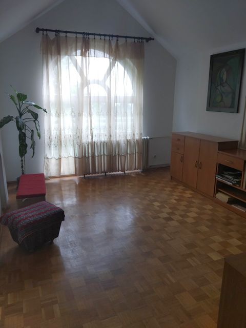 Dragiše Brašovana 20, Beograd - 4