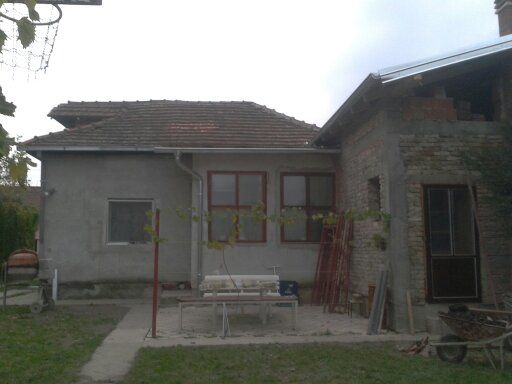 Stanoja Glavaša 100, Novi Sad - 1