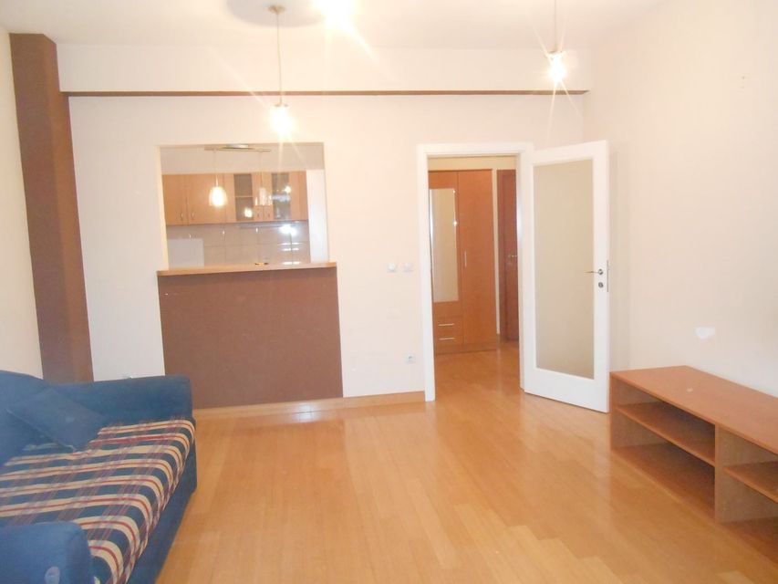 Bulevar kralja Aleksandra 518, Beograd - 4