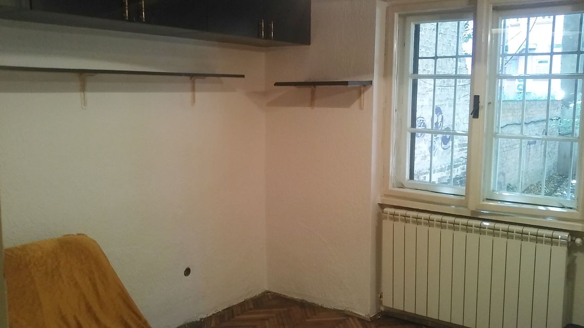 Cara Dušana 16, Beograd - 4