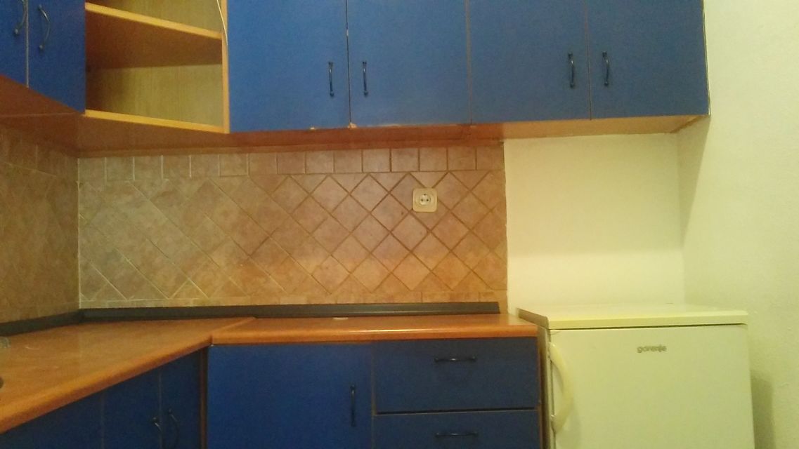 Cara Dušana 16, Beograd