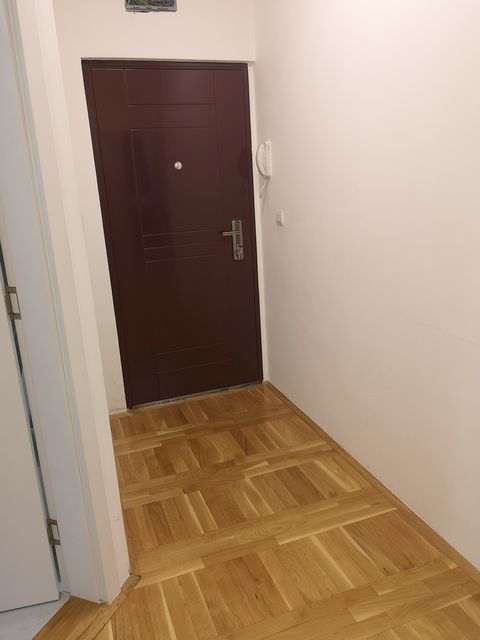 Novogradska 63, Beograd - 6