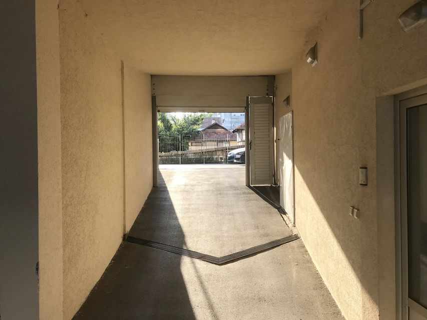 Novogradska 63, Beograd - 17