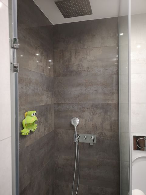 Novogradska 63, Beograd - 11