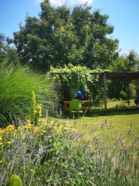 Milije Uroševića 107, Beograd - 12