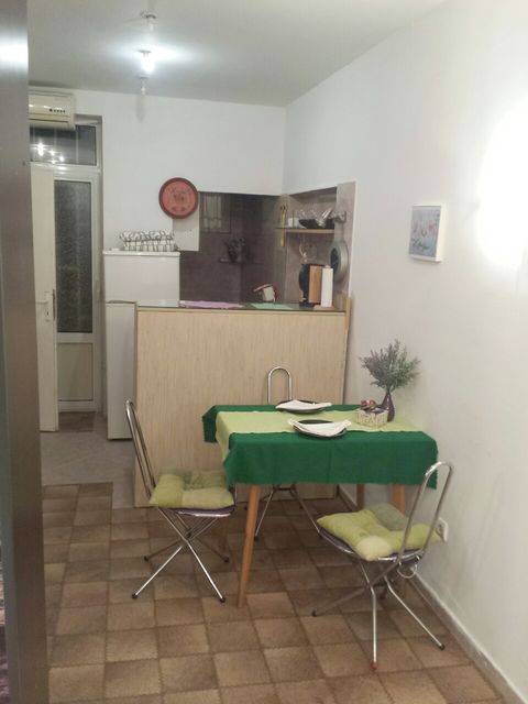 Patrijarha Varnave 17, Beograd - 7