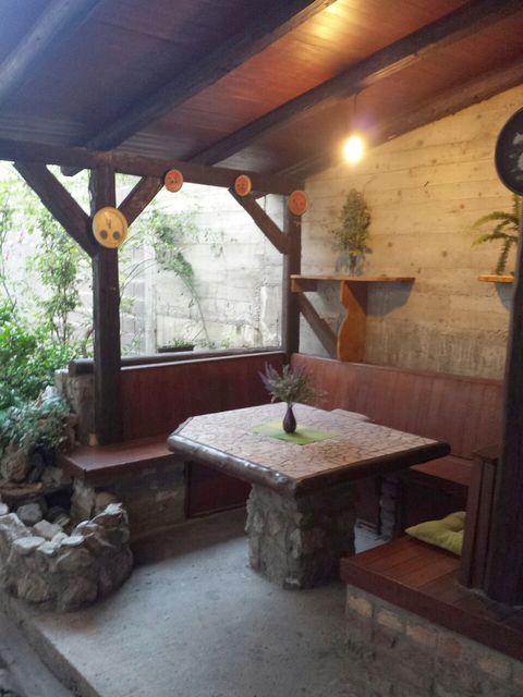 Patrijarha Varnave 17, Beograd - 6