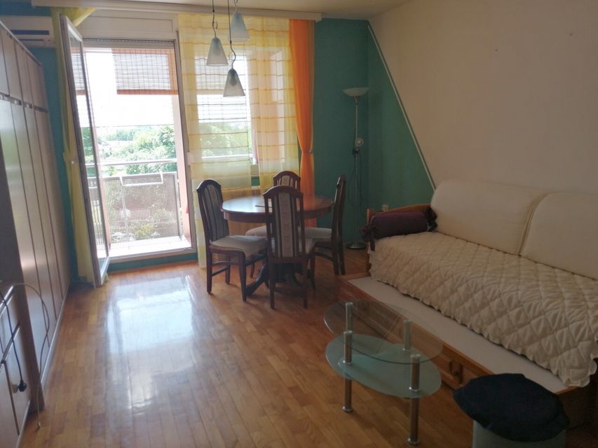 Joakima Vujića 2, Novi Sad - 3