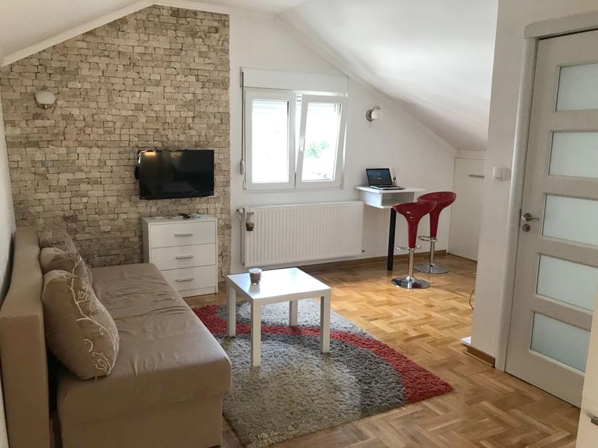 Matičanska 11, Beograd