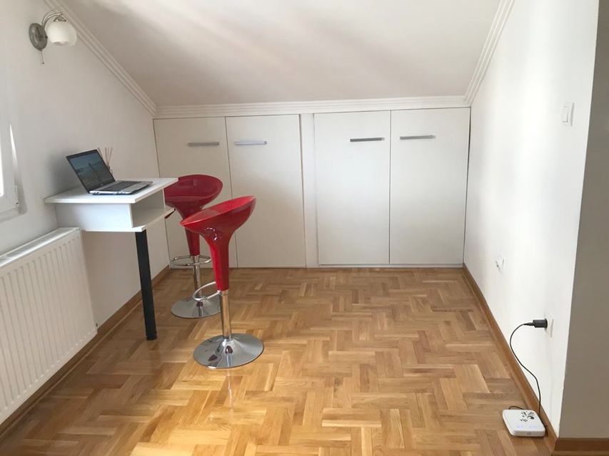 Matičanska 11, Beograd - 2