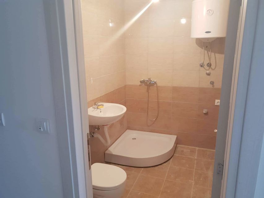 Konstantina Jovanovića 84, Beograd - 10