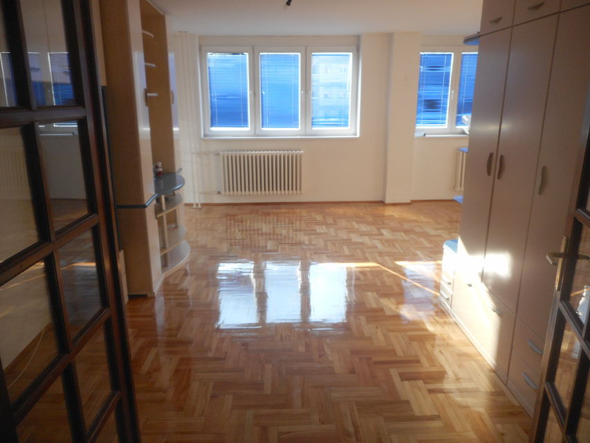 Vizantijski bulevar 98, Niš - 2