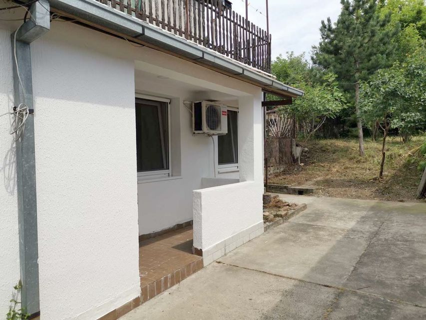 Cara Lazara 47, Sremska Kamenica - 2