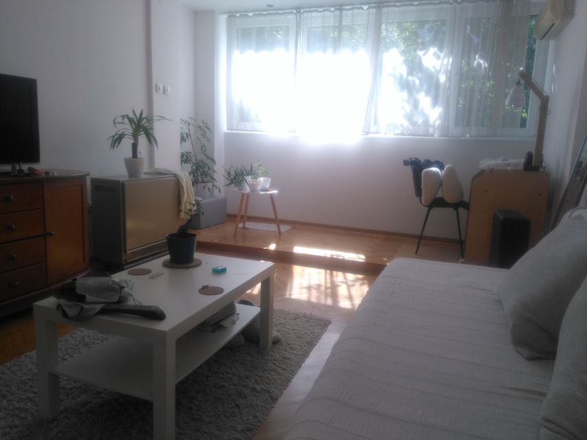 Stevana Brakusa 1, Beograd - 19