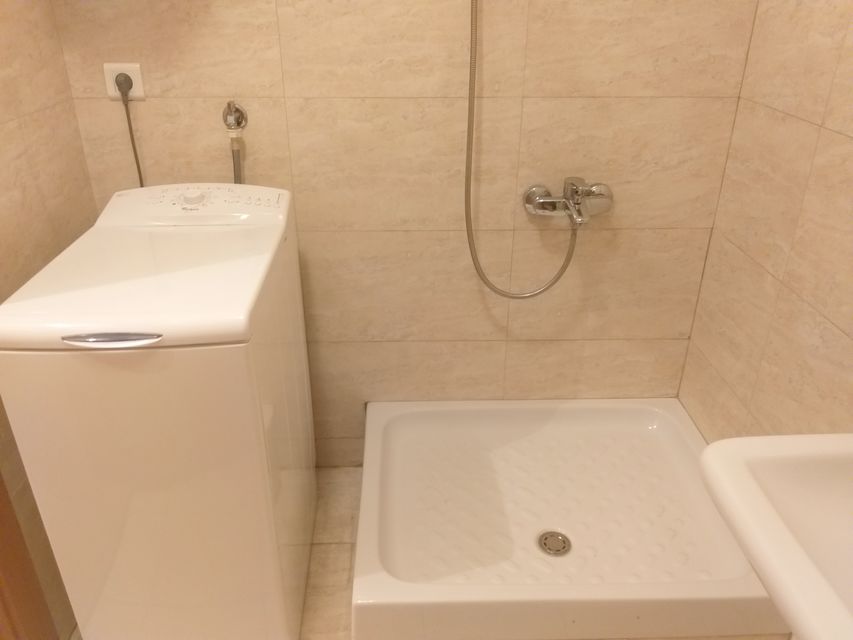 Hadži-Đerina 28, Beograd - 2