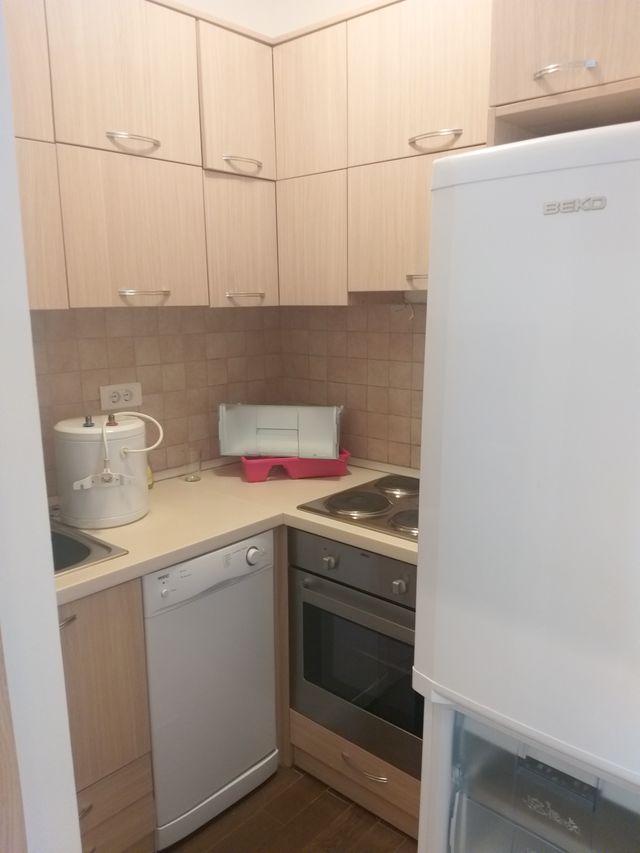 Hadži-Đerina 28, Beograd - 7