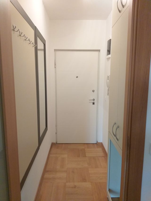 Hadži-Đerina 28, Beograd - 4