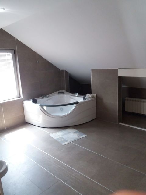 Ratka Mitrovića 159, Beograd - 7