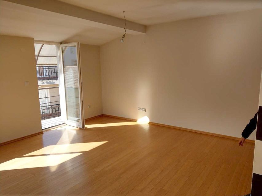 Matice srpske 89, Beograd - 4