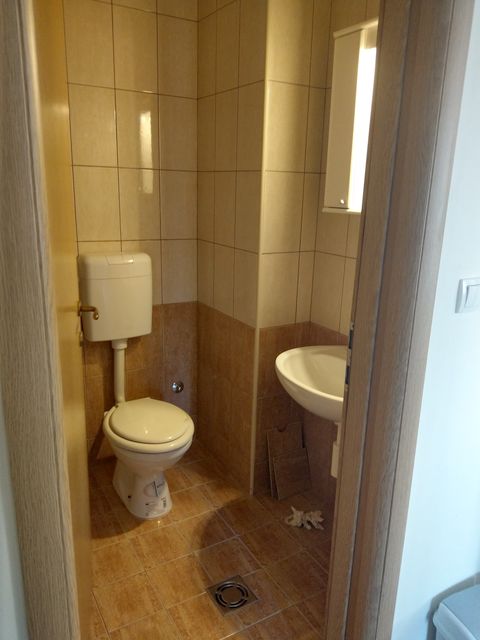 Sutjeska ulica 1. 1, Beograd - 10