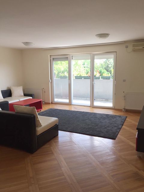 Mihaila Avramovića 40, Beograd