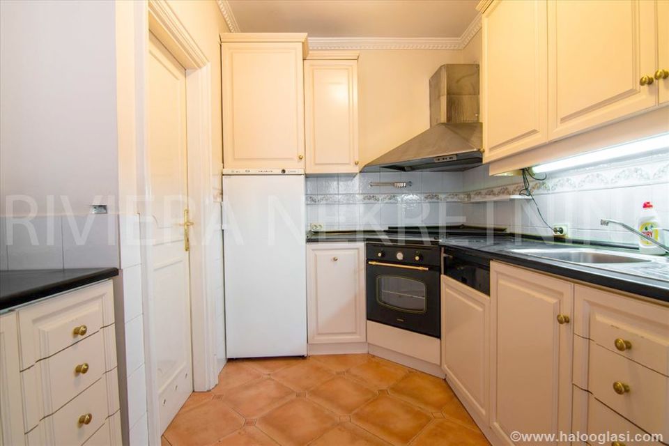 Tadeuša Košćuška 18, Beograd - 4