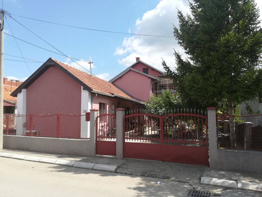 Dobrosava Simića 18, Valjevo