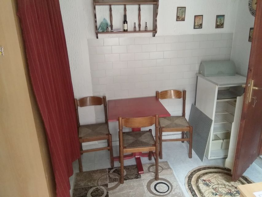 Makenzijeva 64, Beograd - 5