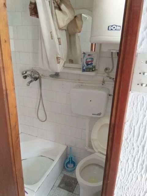 Makenzijeva 64, Beograd - 3