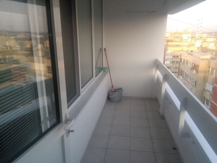 Jurija Gagarina 59, Beograd - 9