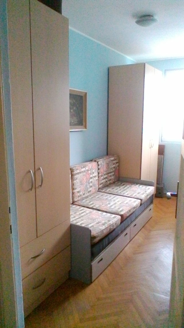 Uralska 42, Beograd - 3