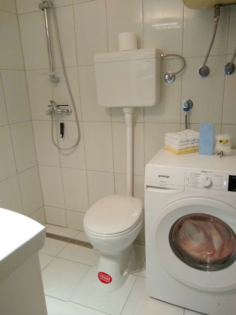 Danila Kiša 30, Novi Sad - 9