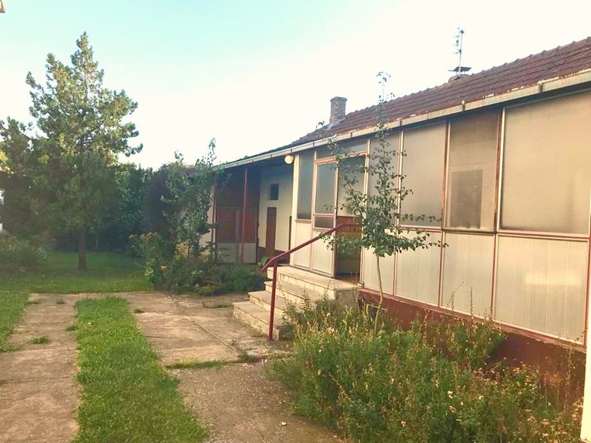 Radivoja Koraća 9, Ruma - 4