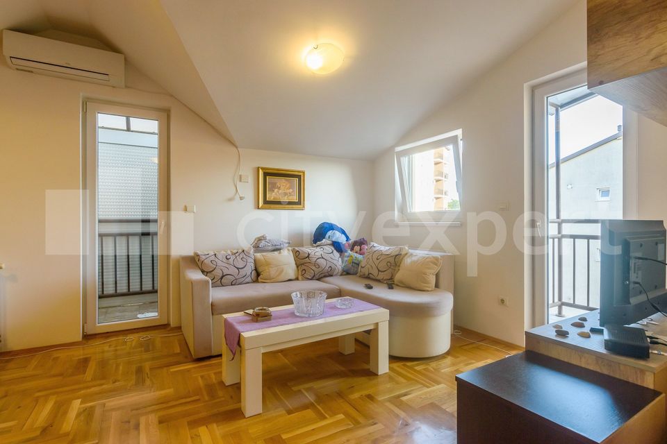 Vojvode Vlahovića 39, Beograd - 9