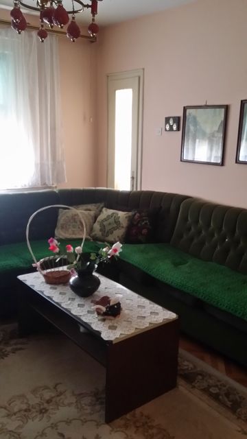 Lole Ribara 5, Resavica - 5