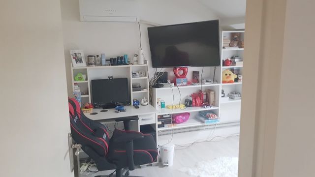 Sutjeska ulica 7 11e, Beograd - 10